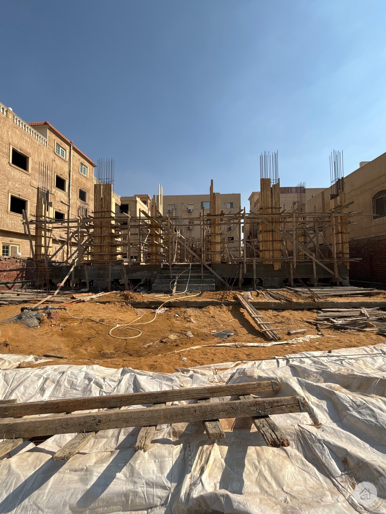 مشروع سكني بالياسمين فيلات ادوار متكررة وتسهيلات في السداد