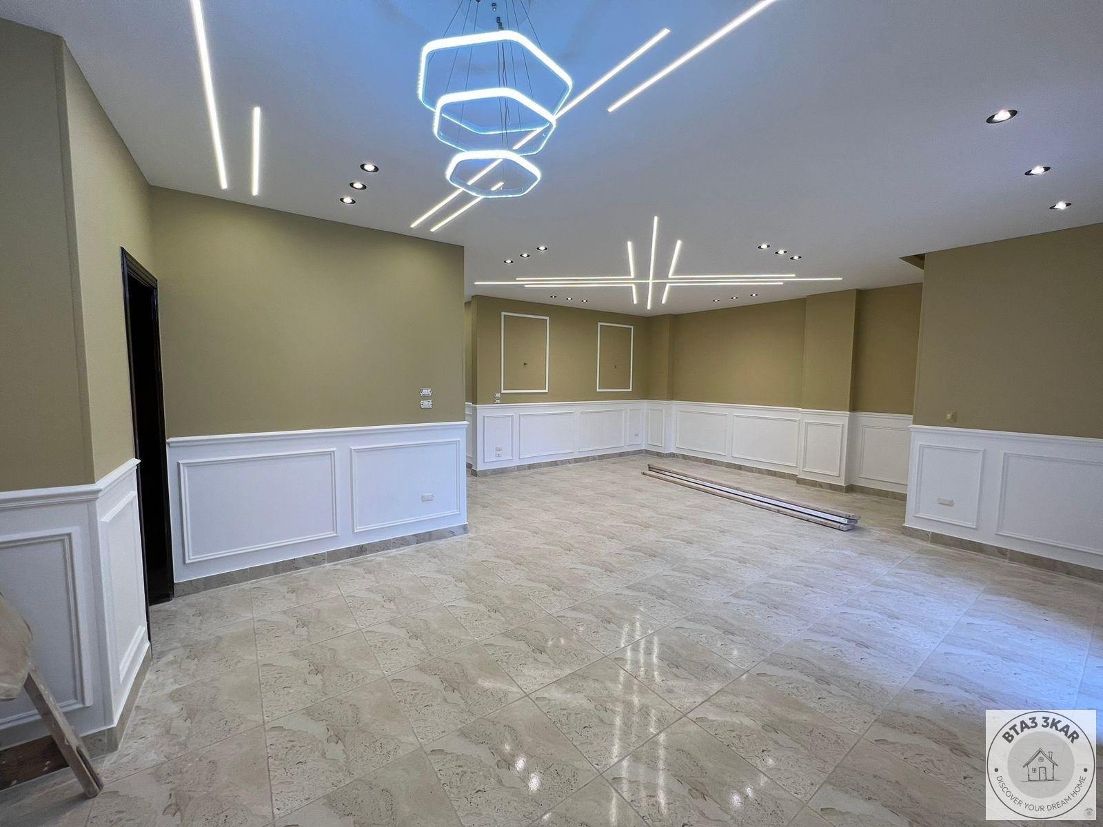 شقة في ارقى عمارات المستثمرين الجنوبيهتشطيب سوبر لوكس  فيو جاردن