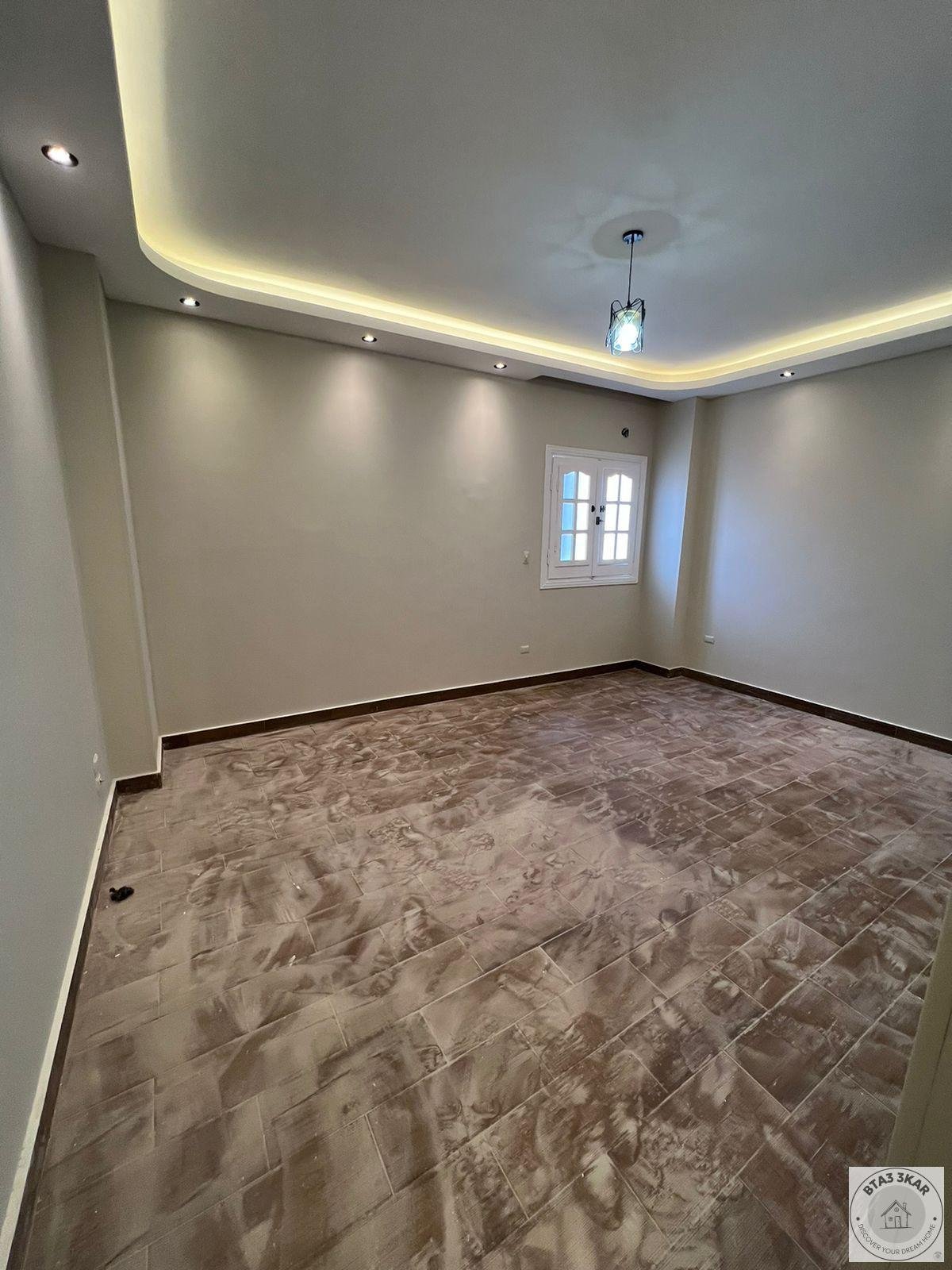 شقة في ارقى عمارات المستثمرين الجنوبيهتشطيب سوبر لوكس  فيو جاردن