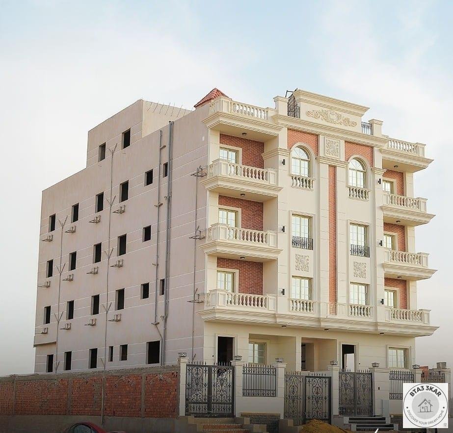 شقة لقطة في بيت الوطن الحي الرابع داخلة صريحة من شارع النوادي