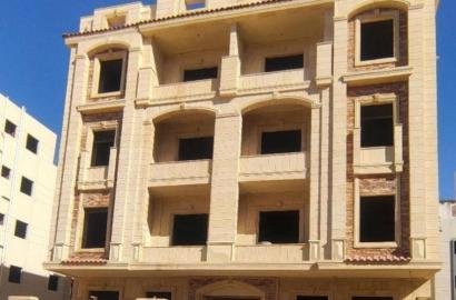 شقة مميزة بالنرجس الجديدة داخله صريحة من طلعت حرب و جمال عبدالناصر 171 م