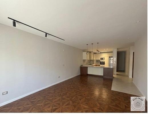 شقة تشطيب الترا سوبر لوكس في الشروق 180 م