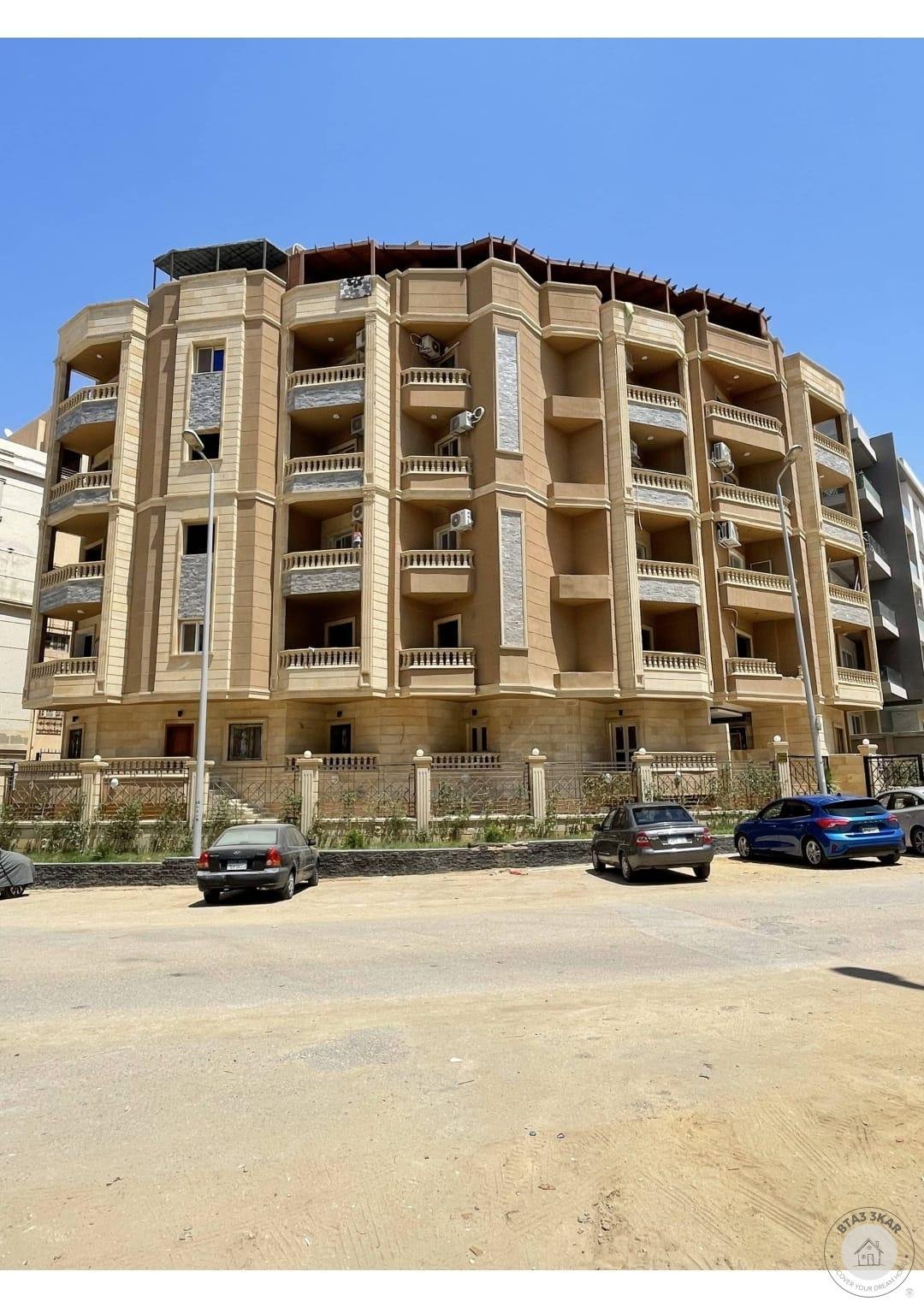 شقة دور متكرر امامي استلام فوري باللوتس الشمالية دقيقة من ش التسعين