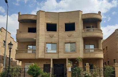 شقة 220 متر دور متكرر – شرق الأكاديمية استلام فوري