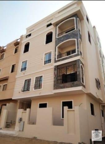 شقة 170 م دور ثاني امامي واجهة بجاردينيا