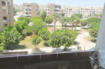 شقـــــــــــه للايجار التجمع الثالث مساحه 100متر