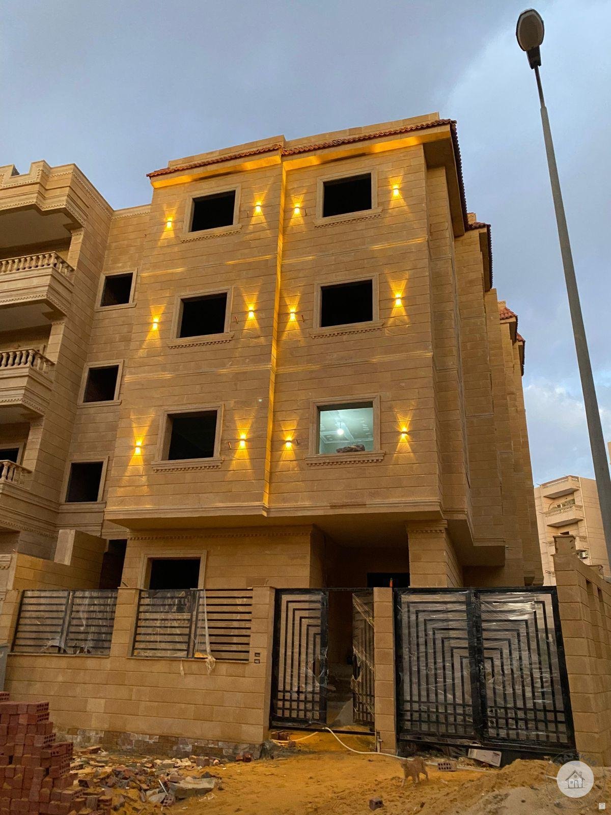 جاردينيا  هايتس شقة دور متكرر امامي ناصية 1