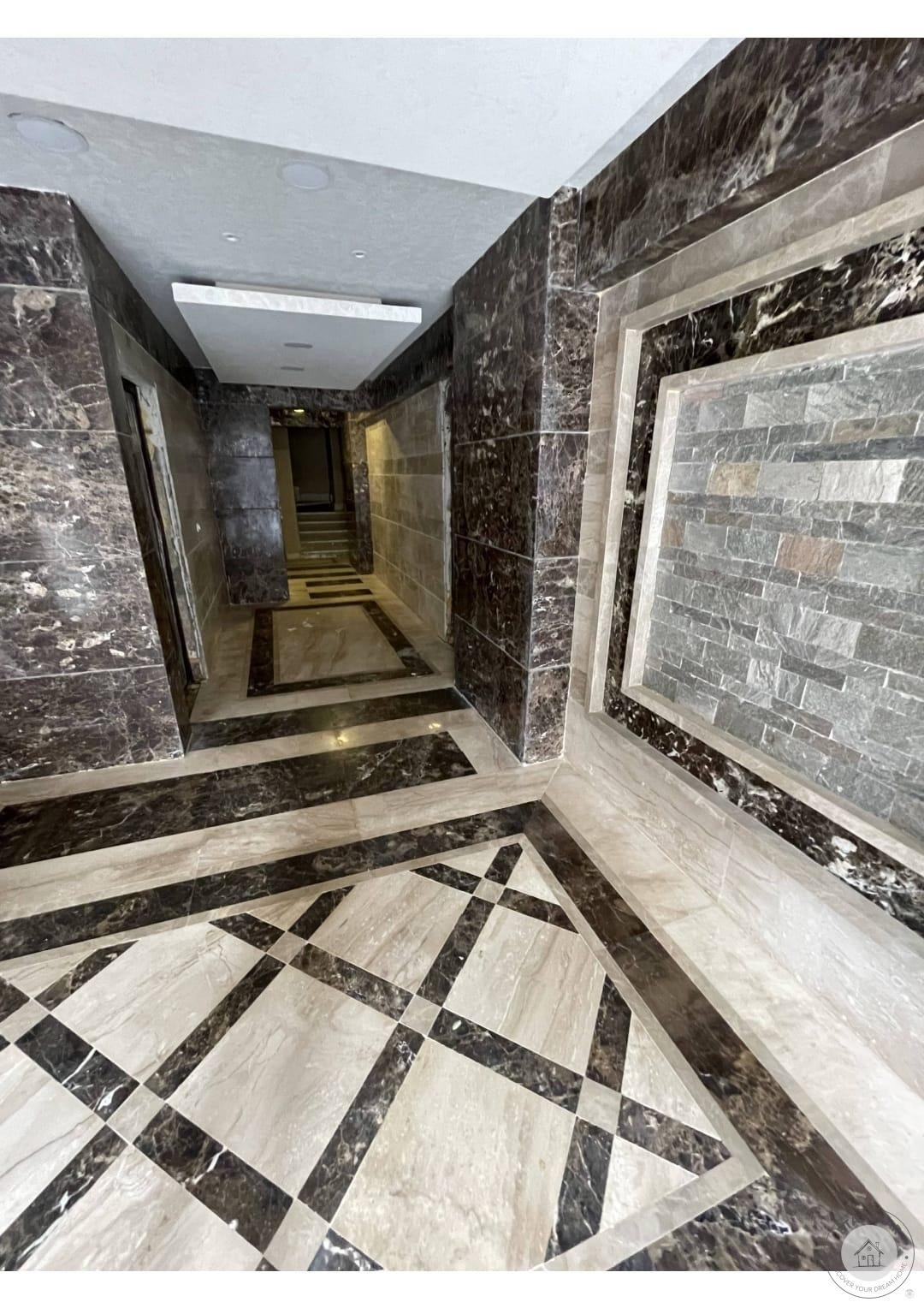 شقة دور متكرر امامي استلام فوري باللوتس الشمالية دقيقة من ش التسعين