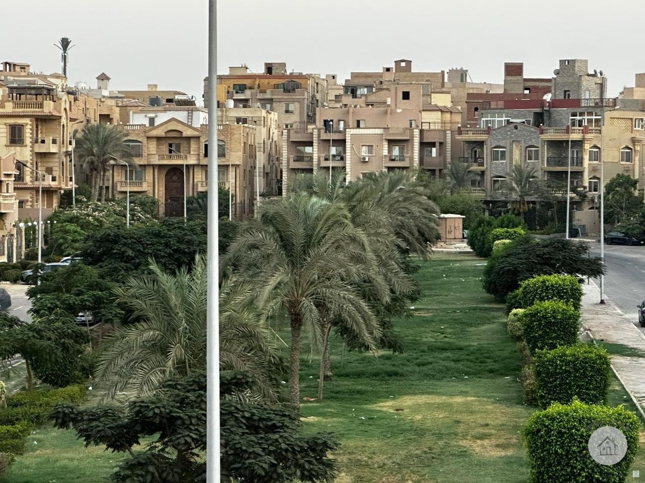 شقة 220 م علي اجمل حديقه في البنفسج ١١